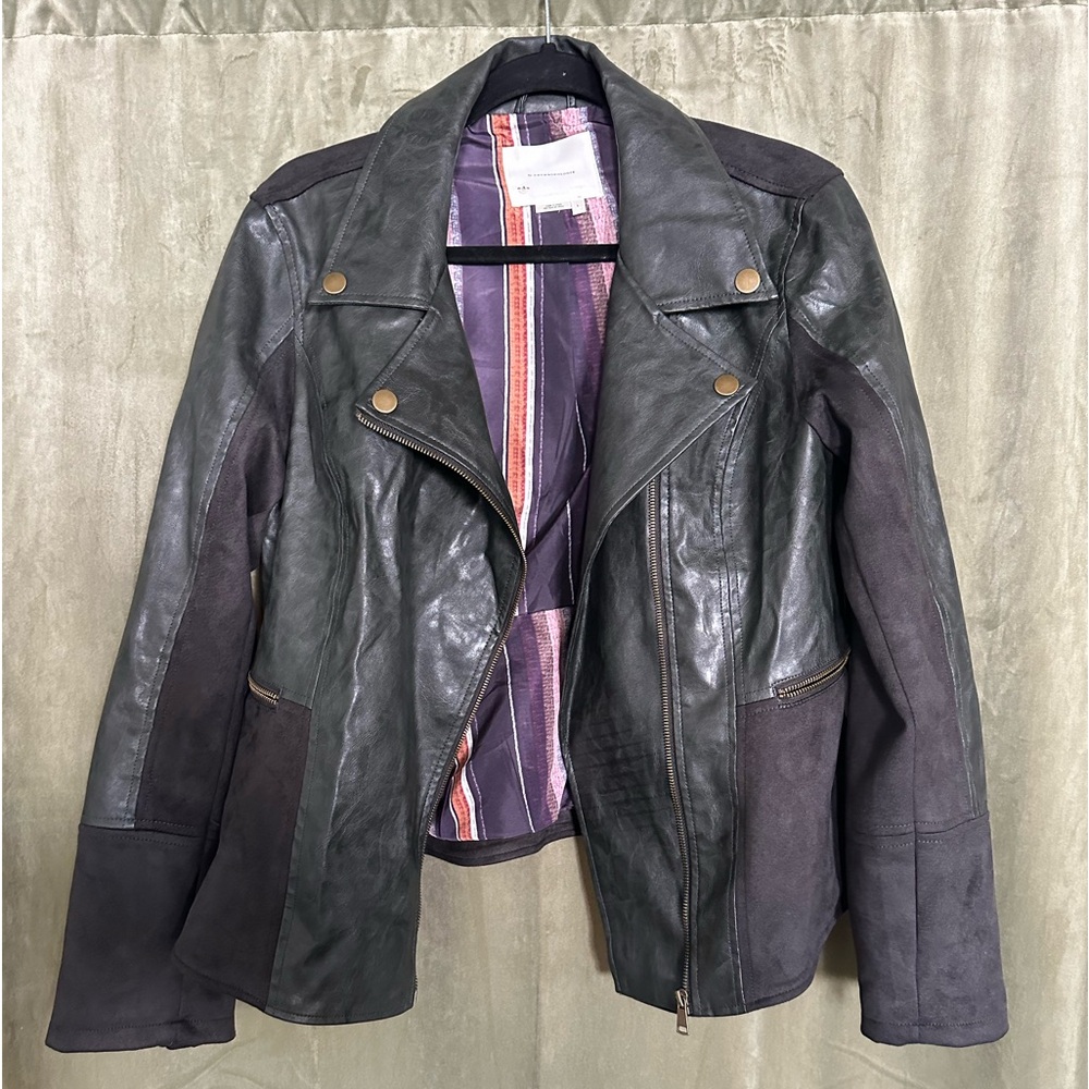 Anthropologie woman’s large jacket faux leather zippers size L moto